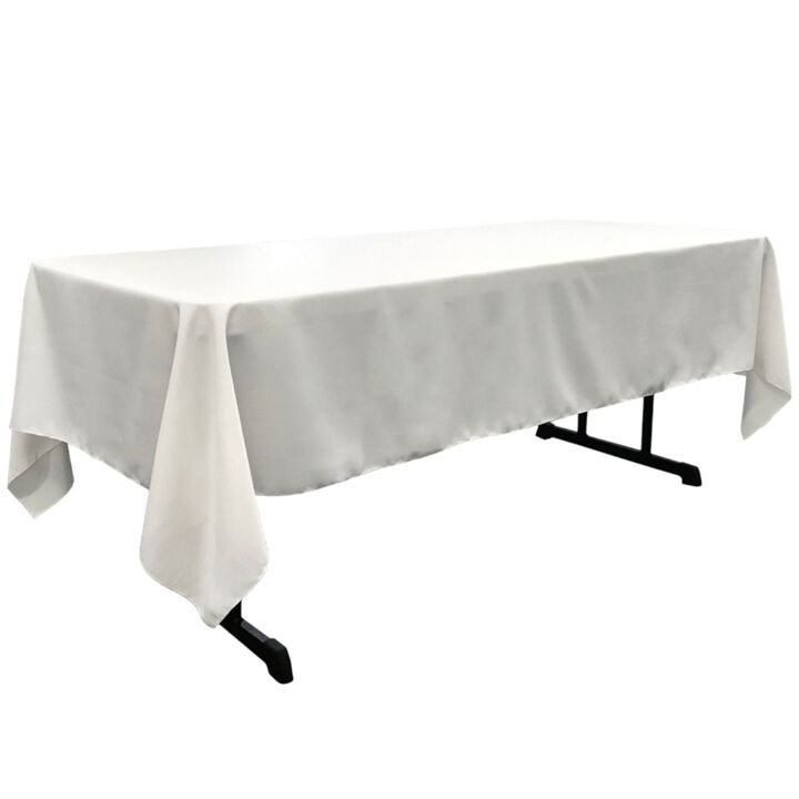 Durable Polyester Poplin Tablecloth Rectangular Shape for Kitchen and Dining Use