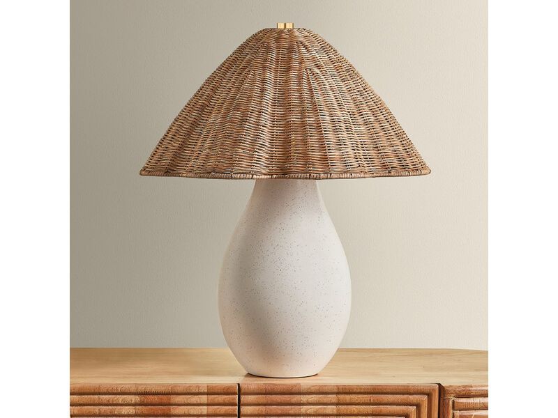 Deanne Table Lamp image number 4