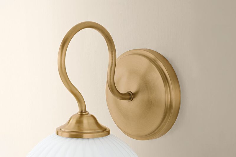 Vida Wall Sconce image number 2