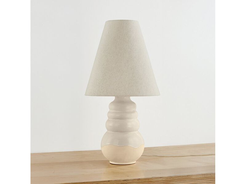 Tybee Table Lamp image number 1