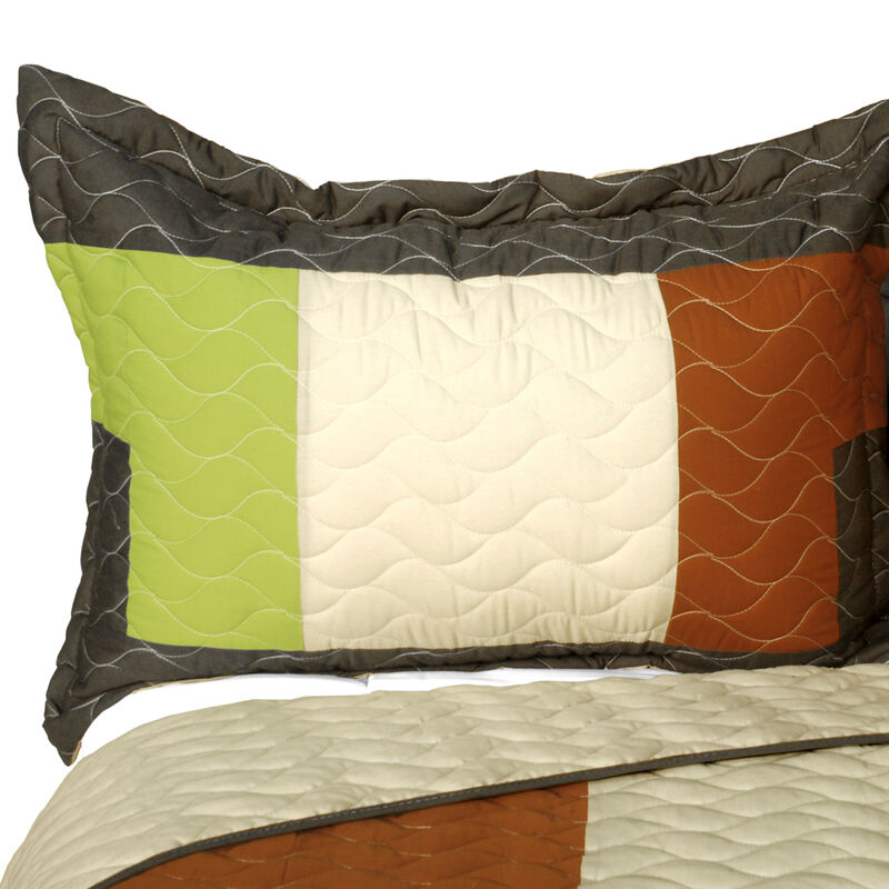 Brown 3-Piece Vermicelli Quilted Patchwork Quilt Set with Matching Shams image number 2