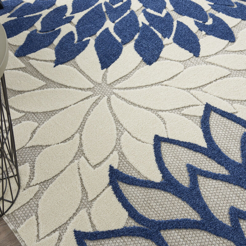 HomeRoots Floral Indoor Outdoor Area Rug image number 5