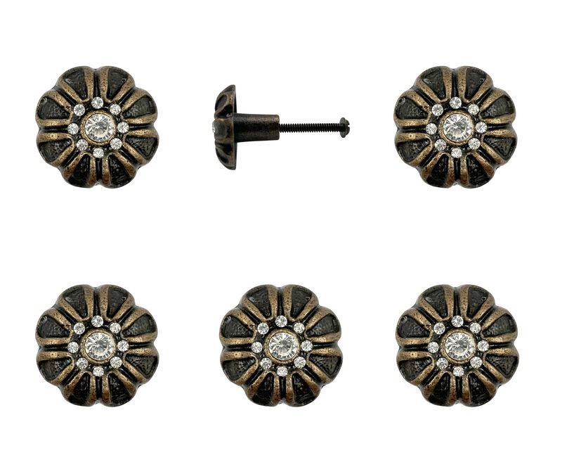 HomeRoots Set of Six Black And Gold Scalloped Knob Iron Drawer Pull Knobs image number 4