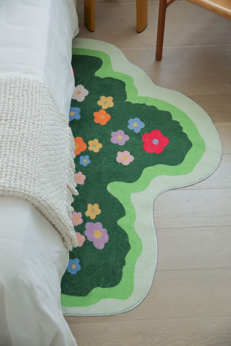 Lany Space 2.5'x5' Runner Rug, Washable Non-Slip Rug, Floral Irregular Rug for Living Room image number 1