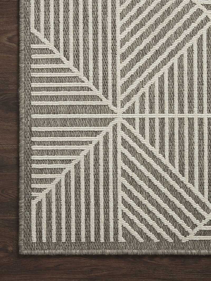 Rainier RAI03 Natural/Ivory 5'3" x 7'7" Rug by Loloi II