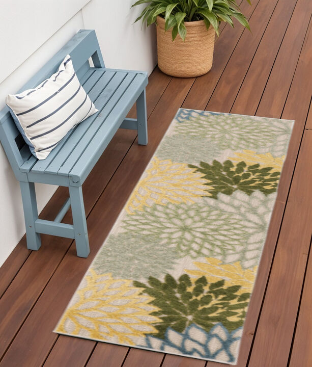 HomeRoots Floral Indoor Outdoor Runner Rug