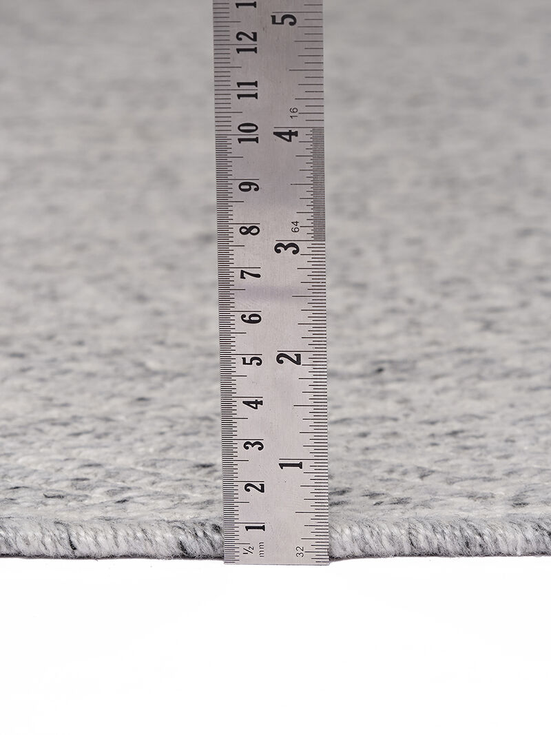 Provo PV2 Silver 2'3" x 7'6" Rug