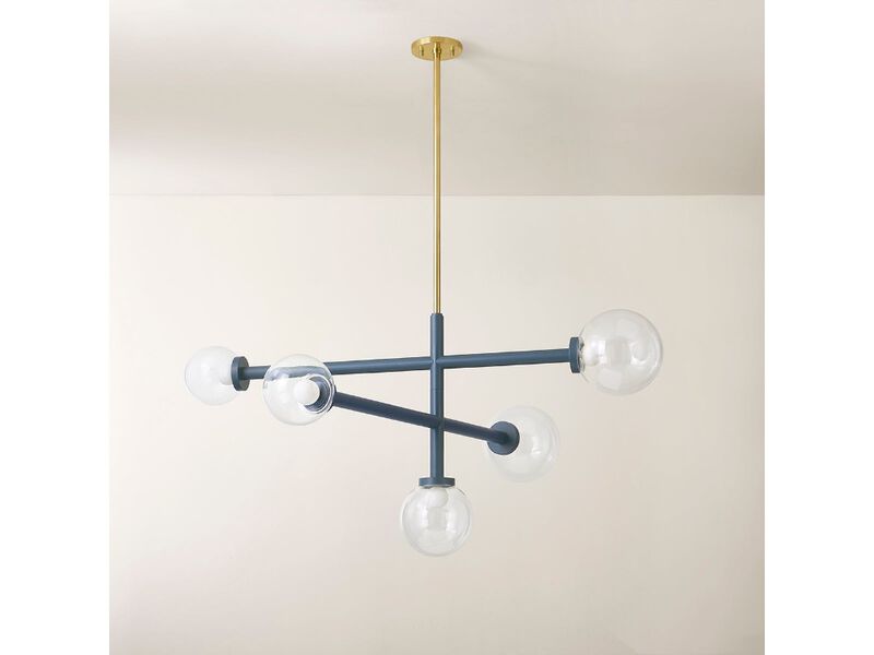 Sia Chandelier image number 1