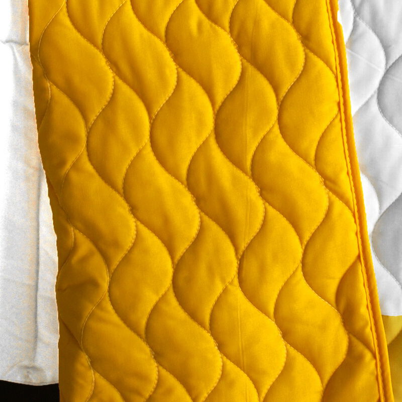 3-Piece Vermicelli Quilted Patchwork Plaid Quilt Set with Matching Pillow Shams image number 4