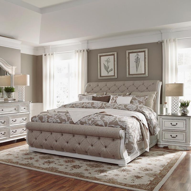 Liberty Furniture Magnolia Manor Queen Upholstered Sleigh Bed in Antique White image number 4