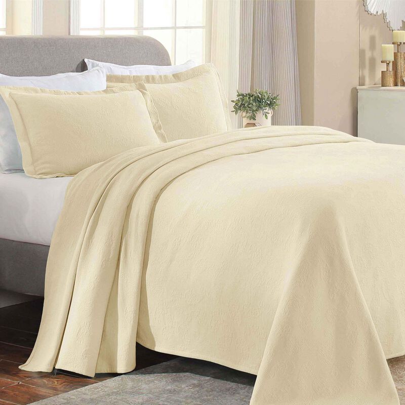 Lightweight Cotton Bedspread Set with Matching Shams image number 1