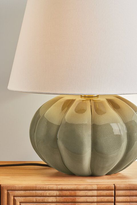 Beata Table Lamp