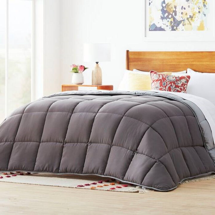 Lightweight Microfiber Comforter &ndash; Reversible Down Alternative for All Seasons
