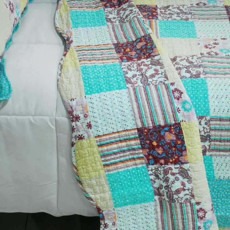 Lightweight 3-Piece Cotton Quilted Printed Quilt Set Queen Size Elegant Bedroom Bedding image number 3