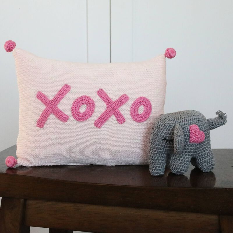 Crochet Elephant with Pink Heart image number 1