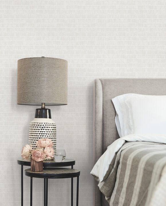 Horizontal Hash Marks White & Cream Wallpaper