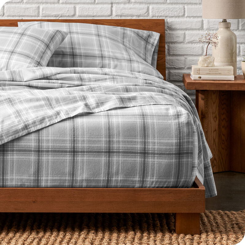 Soft & Cozy 100% Cotton Flannel Printed Pattern Sheet Set image number 3