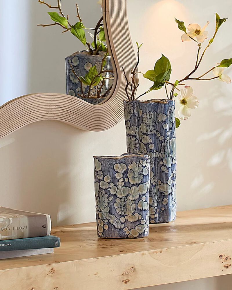 Cloud Vase Set image number 1