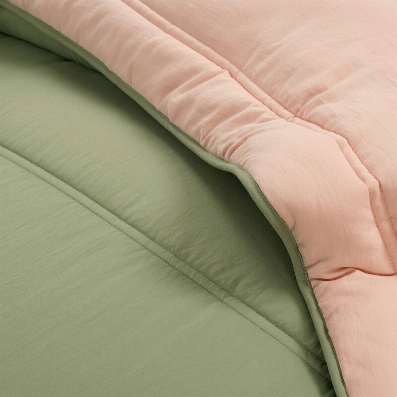 All-Season Lightweight Quilted Comforter Set – Reversible & Cozy