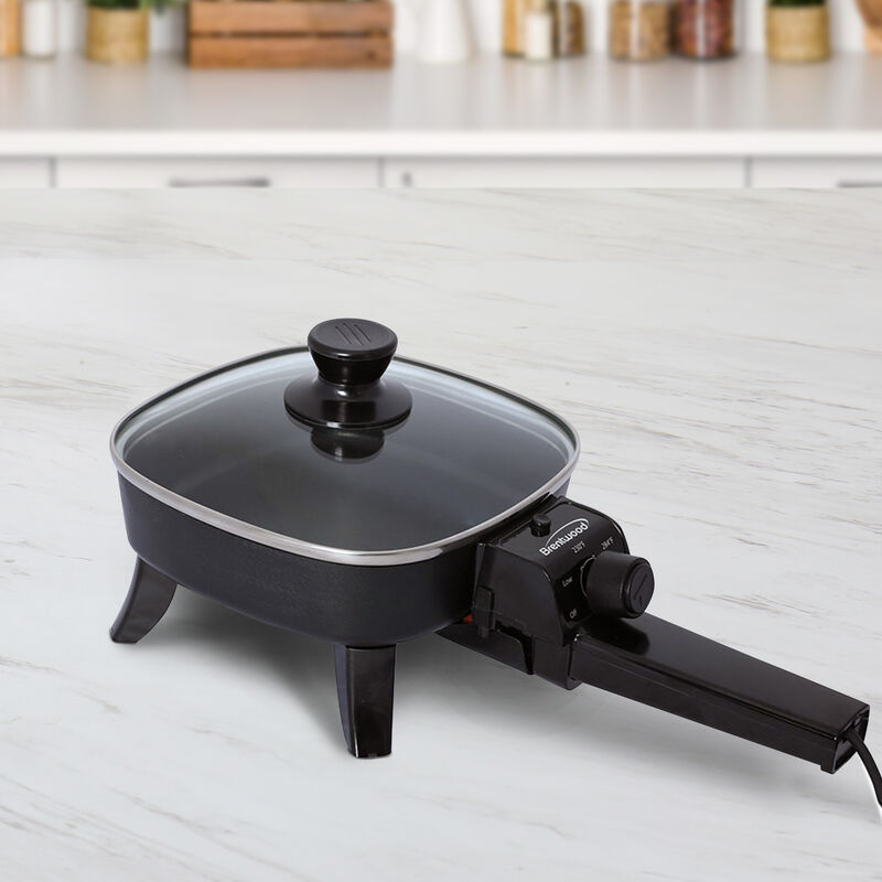 Brentwood 8 in. Electric Skillet with Glass Lid