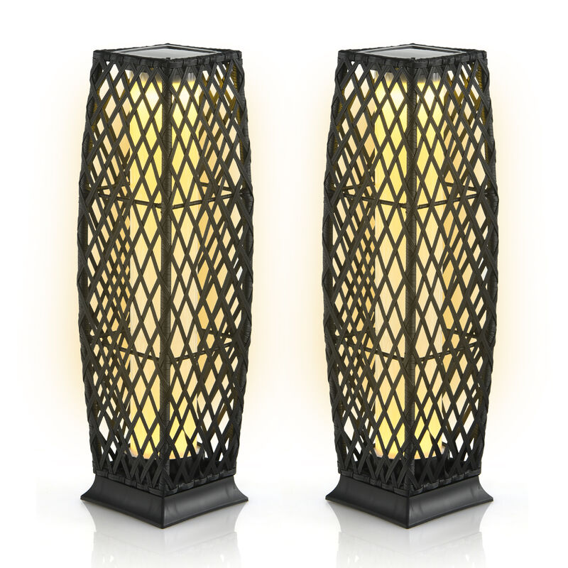 2 Pieces Solar-Powered Diamond Wicker Floor Lamps with Auto LED Light