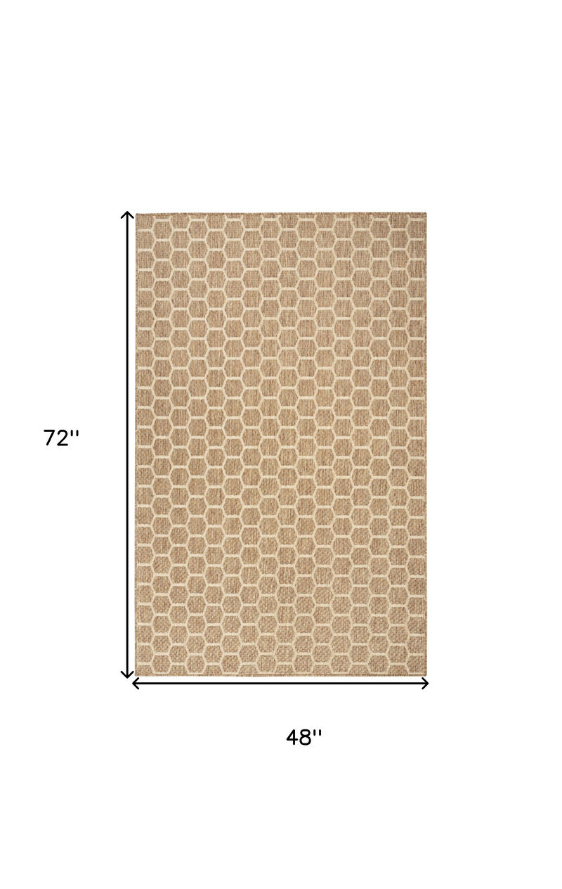 HomeRoots 5' X 7' Natural And Beige Geometric Indoor Outdoor Area Rug image number 4