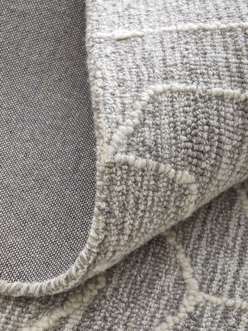 Emerson T8015 Gray/Ivory 3'6" x 5'6" Rug By Thom Filcia