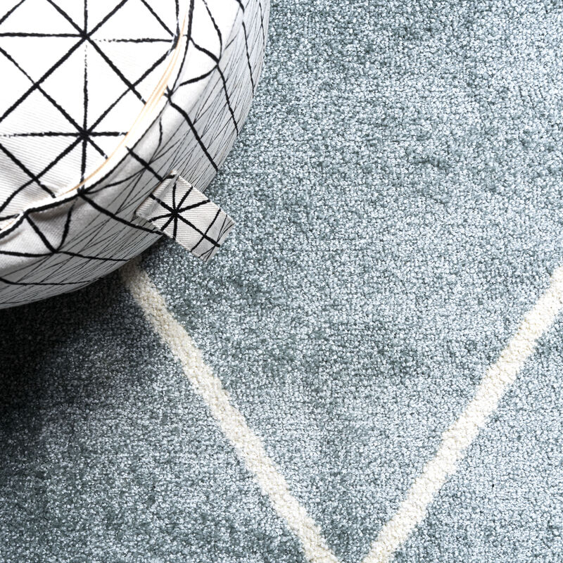 Cole Minimalist Diamond Trellis Area Rug