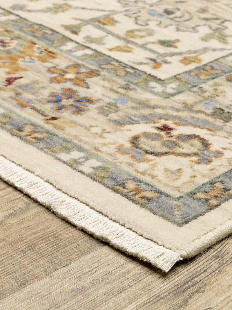 Lucca 5'3" x 7'6" Ivory Rug image number 1