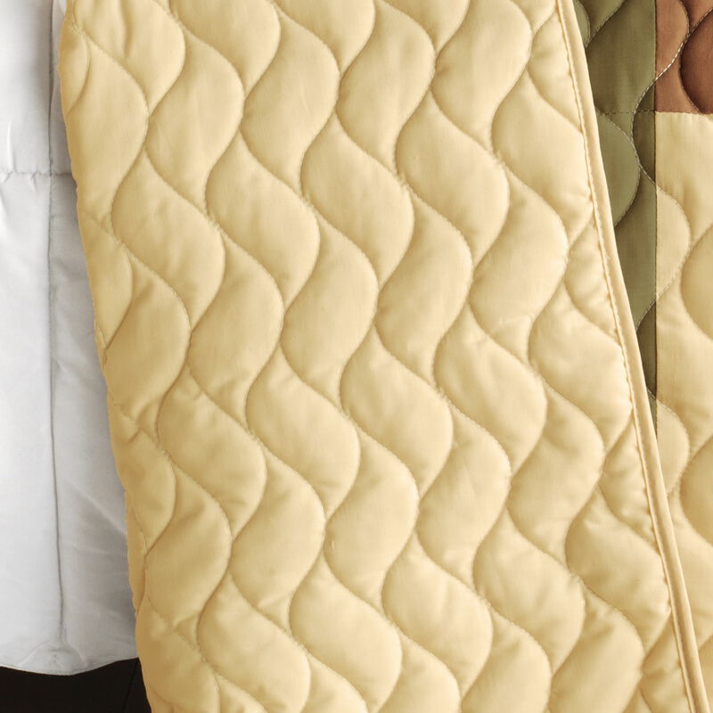 Vermicelli-Quilted Patchwork Quilt Set 3-Piece in Solid Serenade Style-Brown image number 3