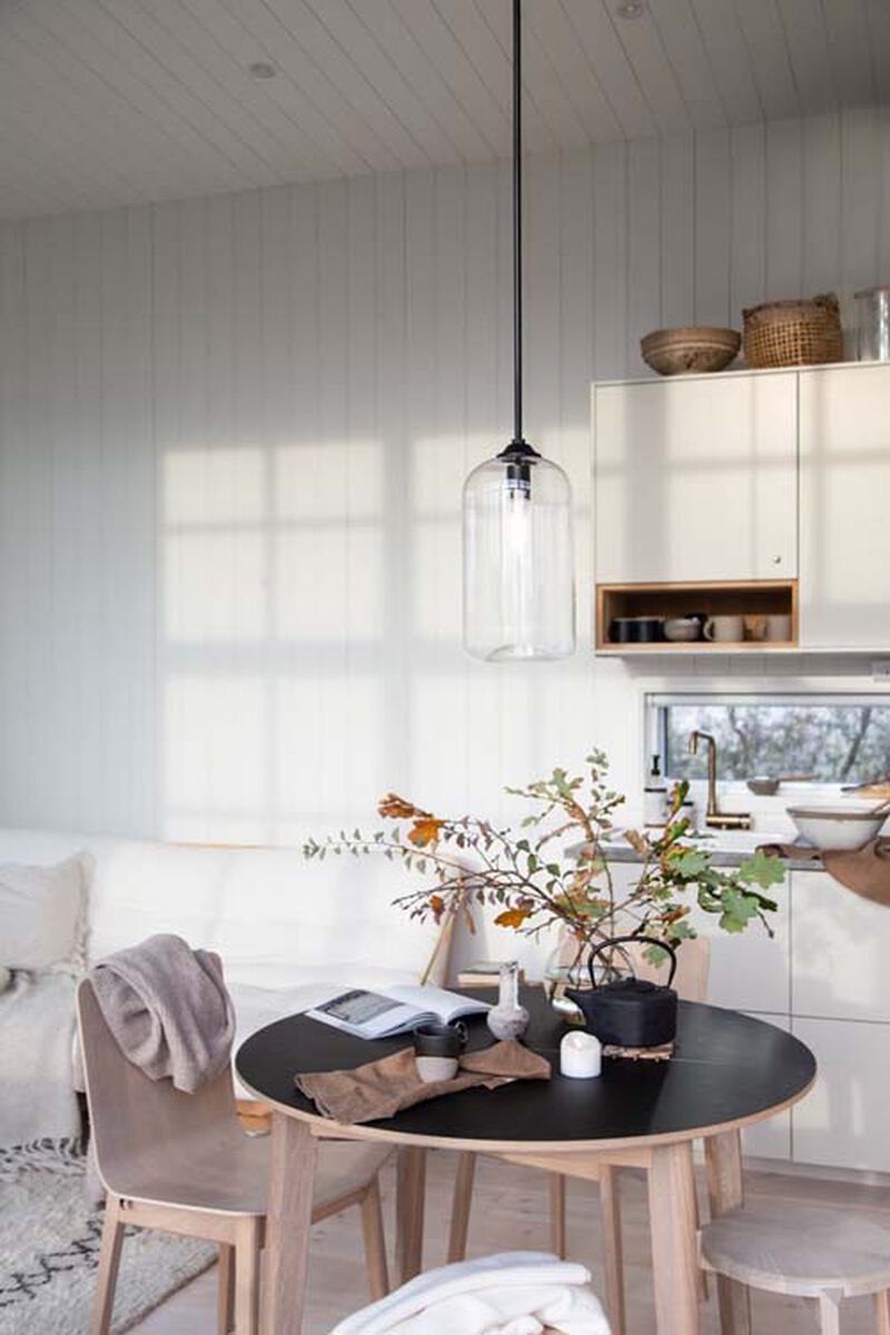 District Pendant image number 3