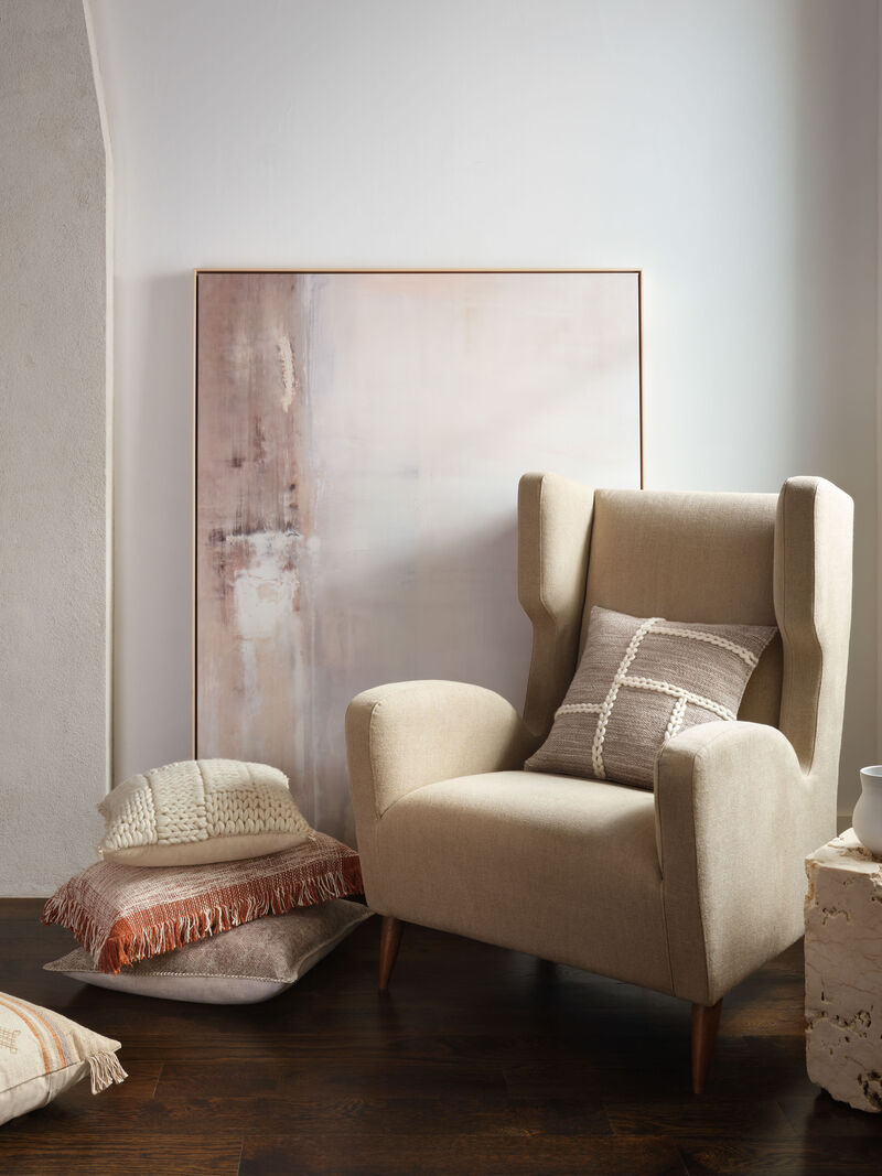 P0933 Beige/Orange 22"x22" Poly Pillow