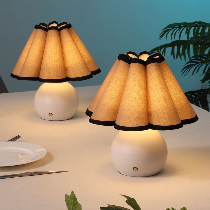 Billie 10.5" Classic Vintage Scalloped Shade Regarcheable/Cordless Dimmable Integrated LED Table Lamps