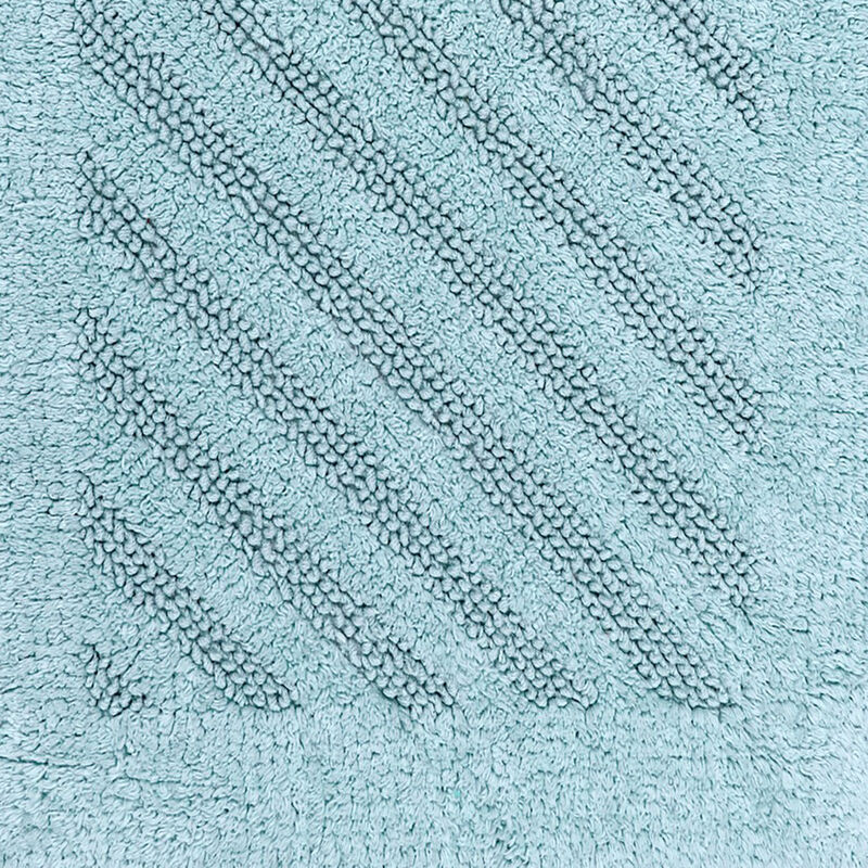 Knightsbridge Shooting Star 220 GSF Reversible Bath Rug 24 x 40 - Light Blue