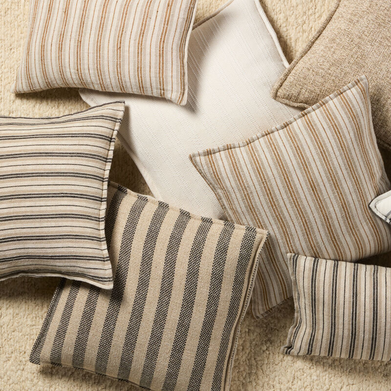 Tanzy Mereorite 20"X20" Polyester Pillow image number 2