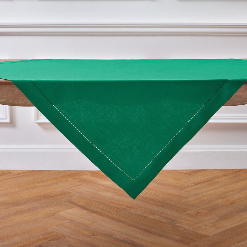 Solino Home Fete 100% Linen Tablecloth &ndash; Handcrafted, Machine Washable, Perfect for Holiday and Everyday Dining