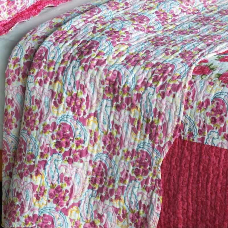 3-Piece Cotton Vermicelli Quilted Printed Quilt Set with Matching Shams image number 3
