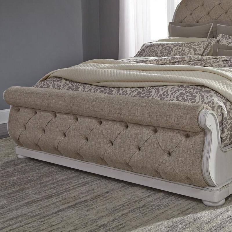 Liberty Furniture Abbey Park Queen Upholstered Sleigh Bed in Antique White image number 4