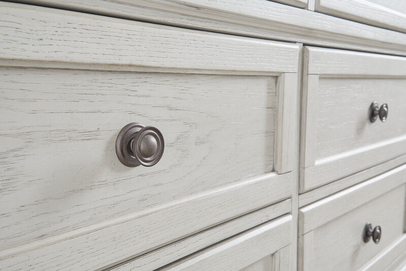Robbinsdale Dresser image number 2