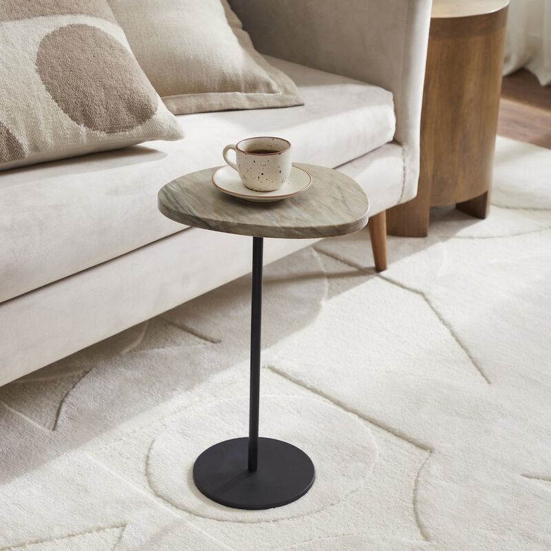 Renwil Bethany Side Table In Black Color image number 2
