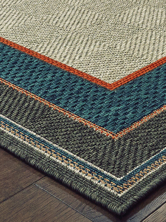 Latitude 1'10" x 7'6" Grey Rug