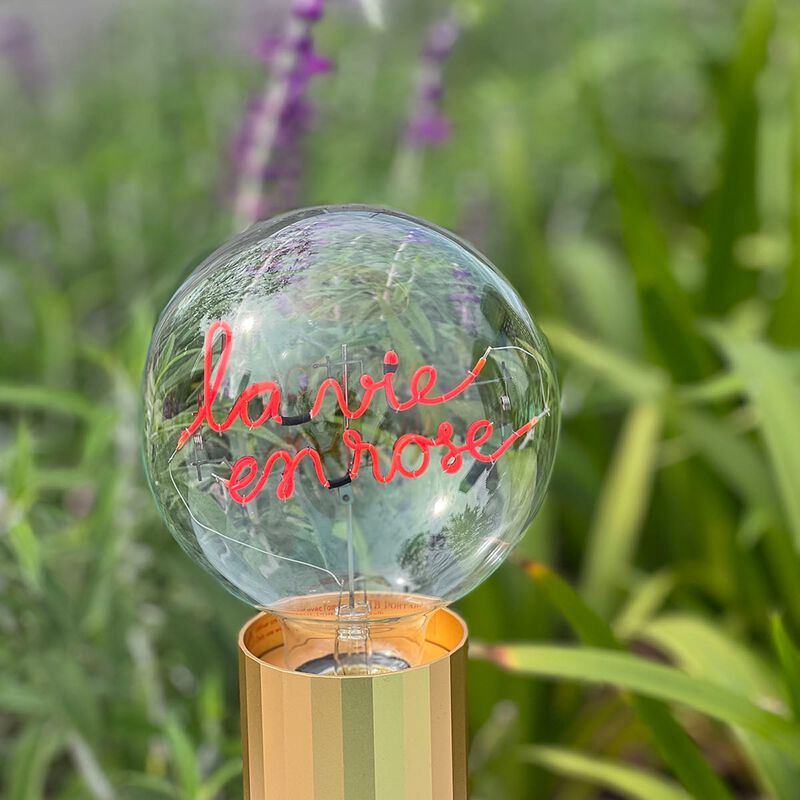Bulb LA VIE EN ROSE Red with Base Table Lamp PORTABLE Rose Gold image number 4