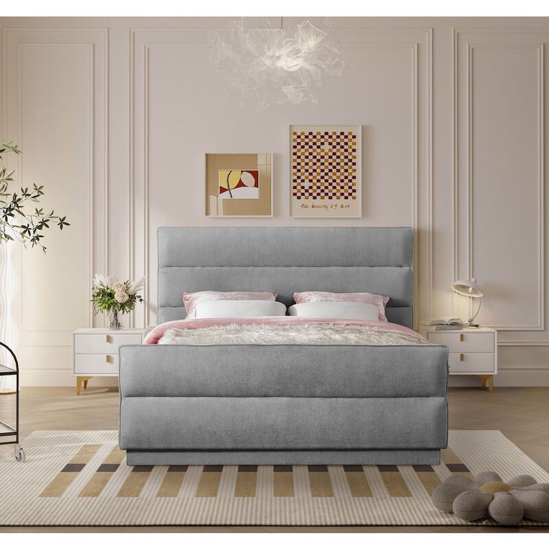 Meridian Furniture Paxton Grey Chenille Fabric King Bed