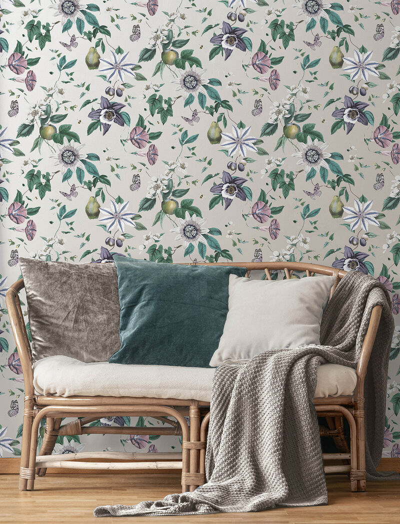 Sierra Silver Floral Wallpaper image number 1