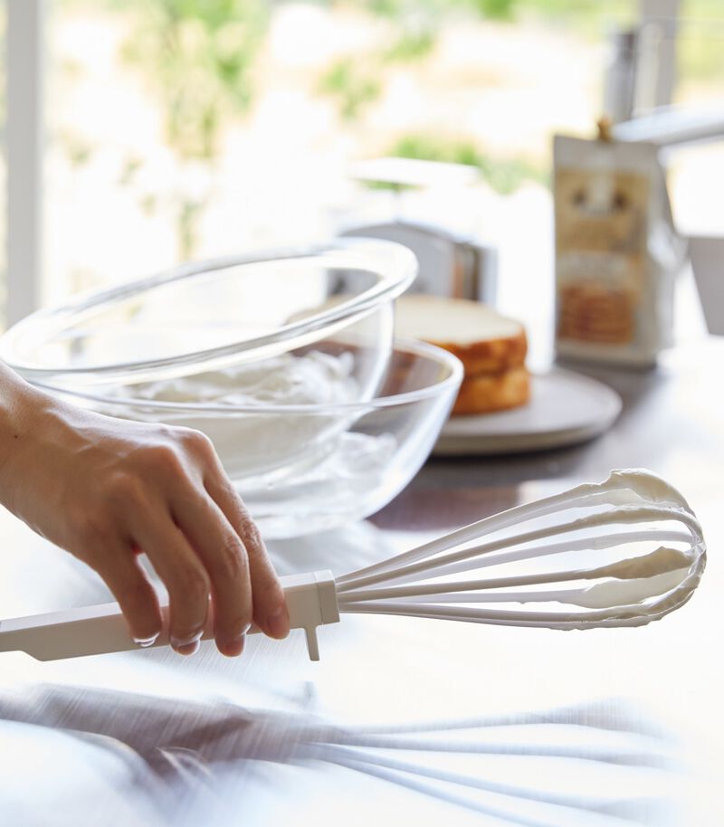 Floating Whisk - Silicone + Nylon image number 5