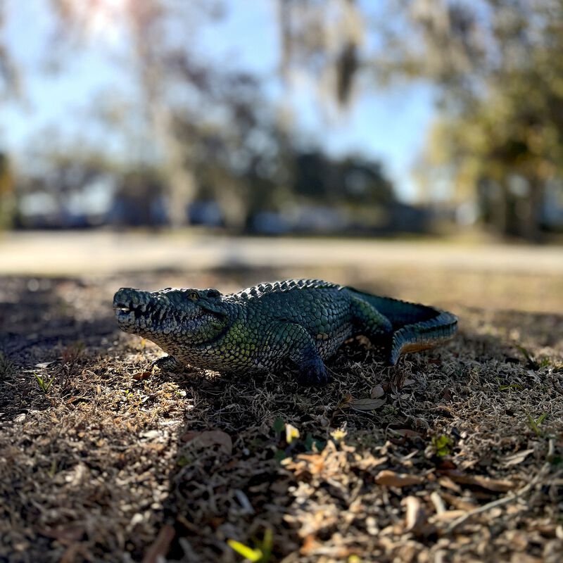 Alligator Statue Realistic Green Resin Outdoor Garden Figure 21 Inch image number 6