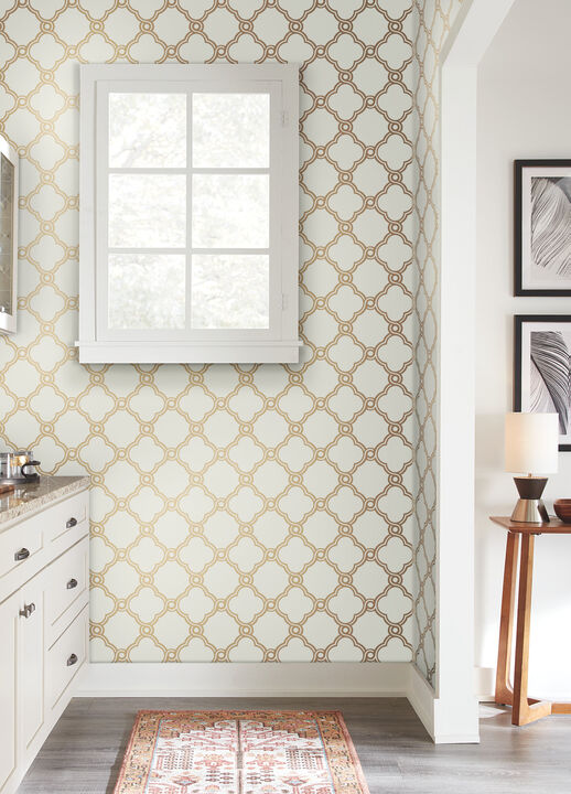 Open Trellis  Gold Metallic Wallpaper