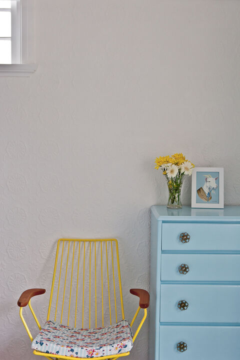 Alexander White Paintable Supaglypta Wallpaper