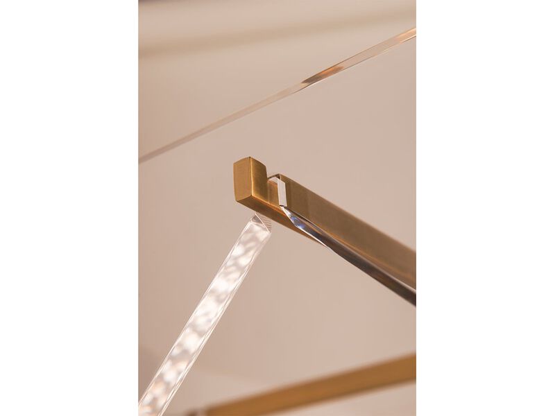 Travis Lantern image number 2