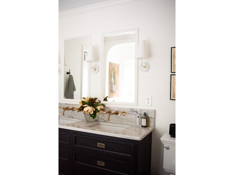 Merri Wall Sconce image number 4